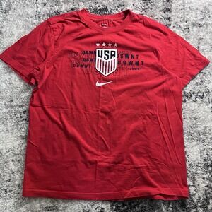 Nike Meant Short Sleeve Shirt USA Men's Size Medium Red